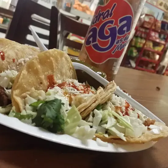 Taqueria y Carniceria El Charrito