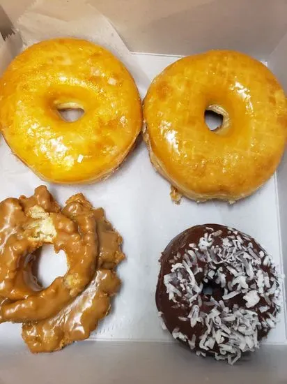 Justin's Donuts & Ice Cream