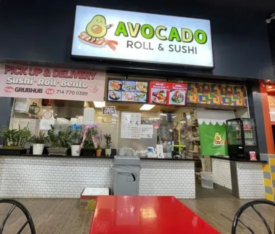 Avocado Roll & Sushi