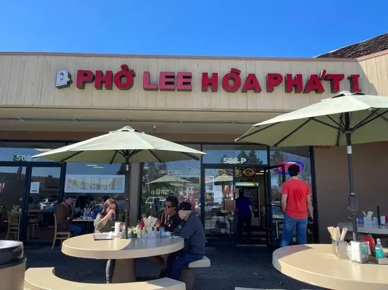 Pho Lee Hoa Phat 1