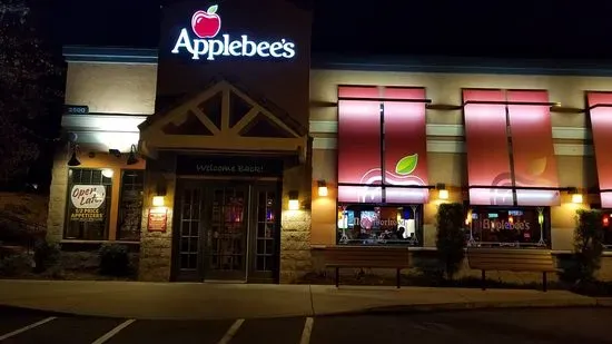 Applebee's Grill + Bar