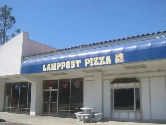 Lamppost Pizza