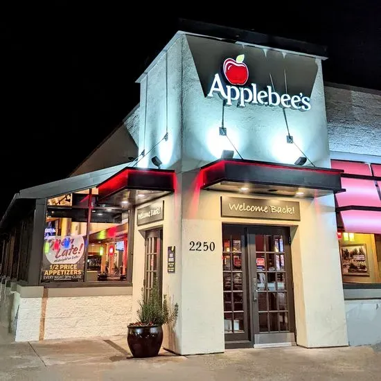 Applebee's Grill + Bar