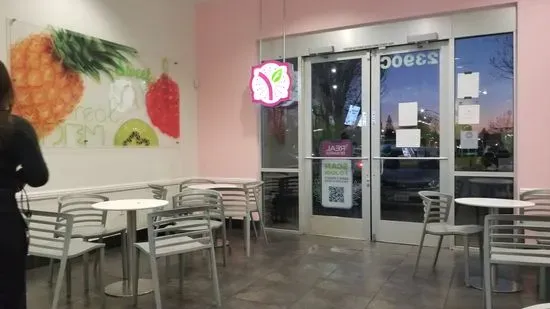 Yogurtland Pleasant Hill