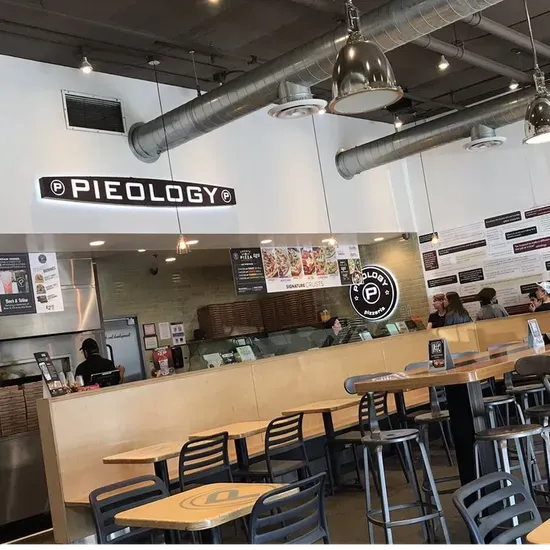 Pieology Pizzeria Pleasant Hill Plaza