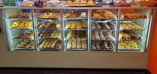 Donut Den