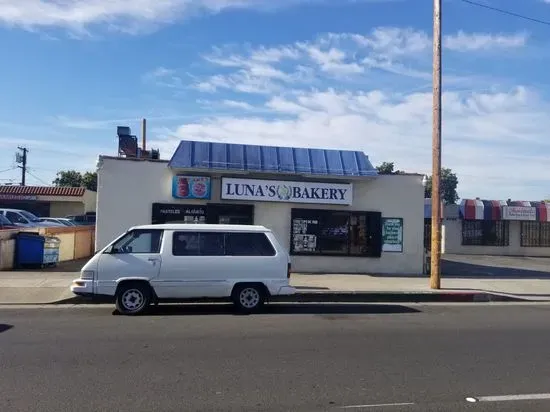 Luna's Bakery