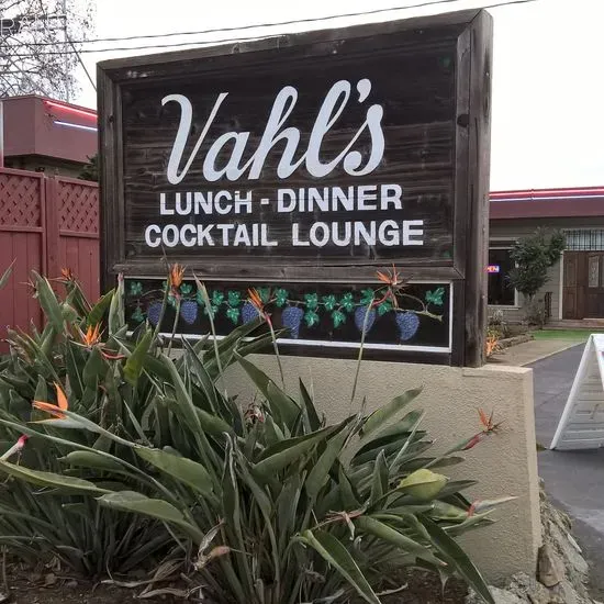 Vahl's Restaurant & Cocktail