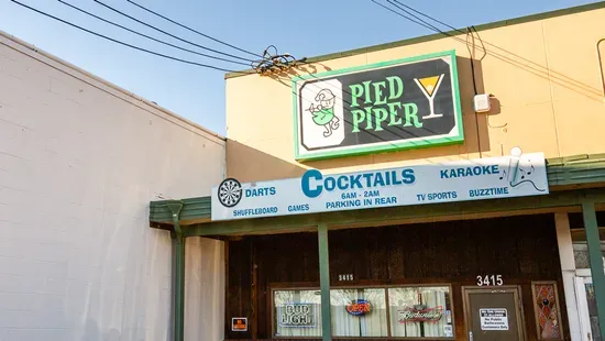 Pied Piper Lounge