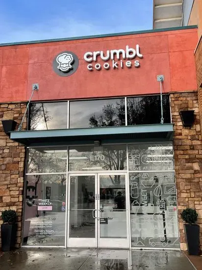 Crumbl - West Sacramento