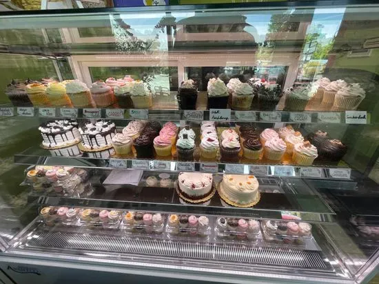 Noland's Cake Shop