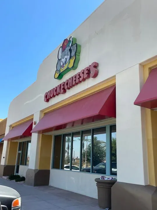 Chuck E. Cheese Palm Desert, CA Checkle
