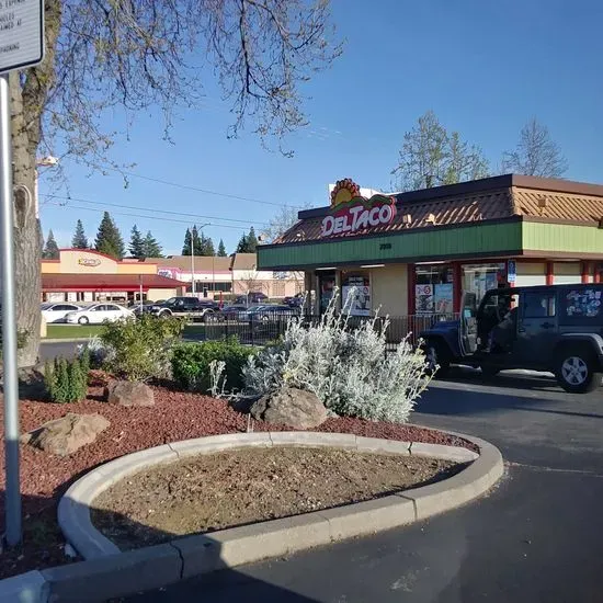 Del Taco