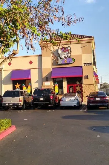 Chuck E. Cheese