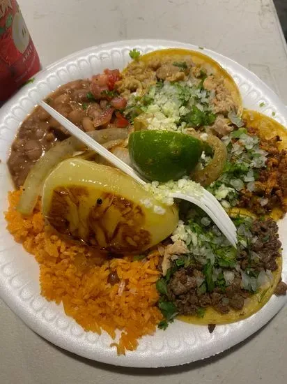 Tacos Los Tomateros