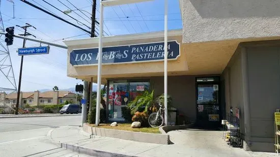 Los Lobos Bakery