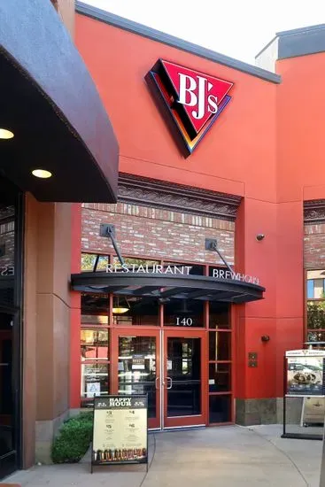 BJ's Restaurant & Brewhouse