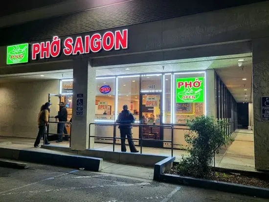 Phở Saigon Noodle House