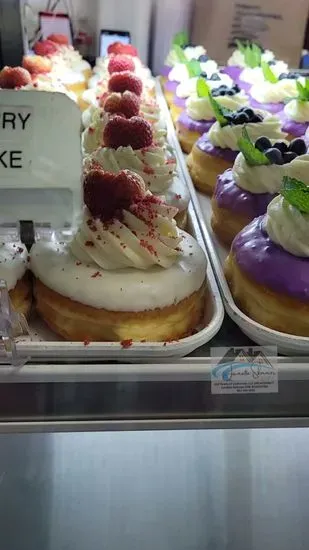 Moon Donuts