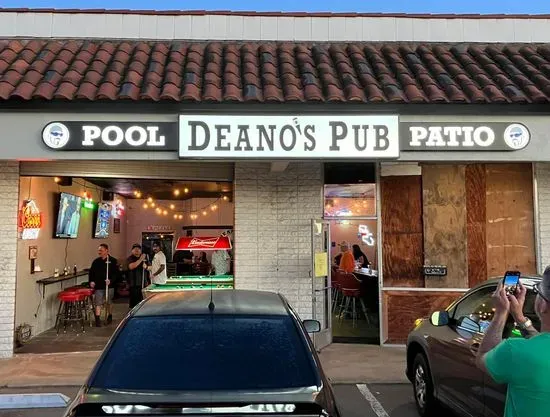 Deano's Pub East