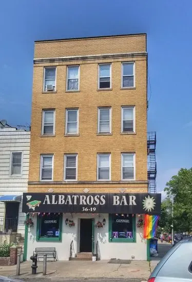 Albatross Bar