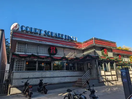 Court Square Diner