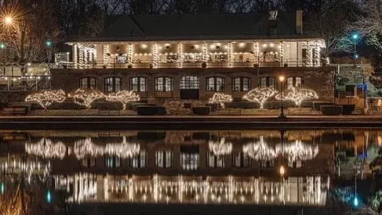 The Terrace at Delaware Park