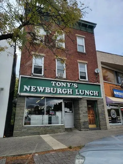 Tony's Newburgh Lunch
