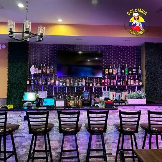 Para Ti Colombia con Sabor Restaurant-Bar