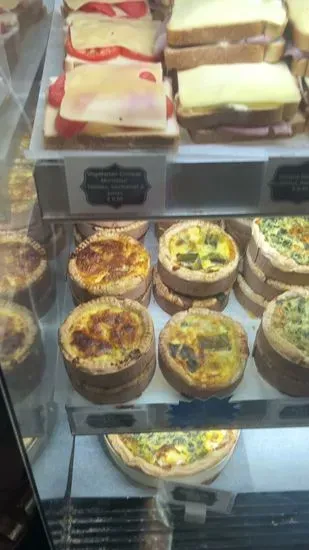 Le French Tart Deli - Henry Street