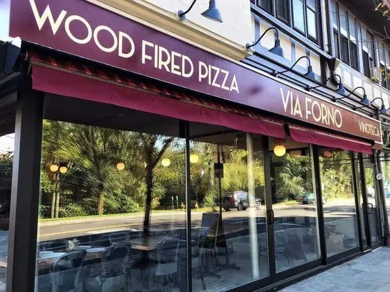 Via Forno Wood Fired Pizza & Vinoteca