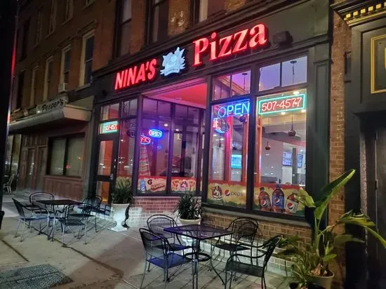 Nina's Pizza