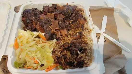 Cravin Jamaican Cuisine White Plains