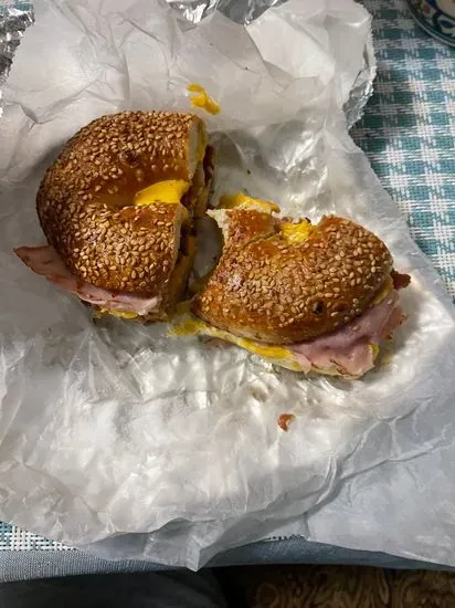 Laura's New York Bagels