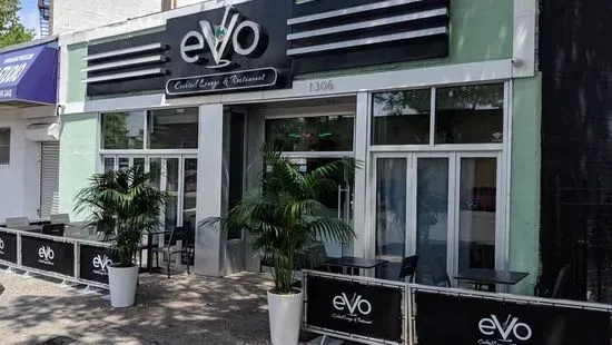 Evo Cocktail Lounge & Restaurant