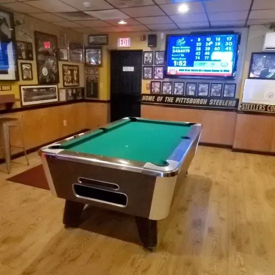 Chadwicks Sports Bar & Grill