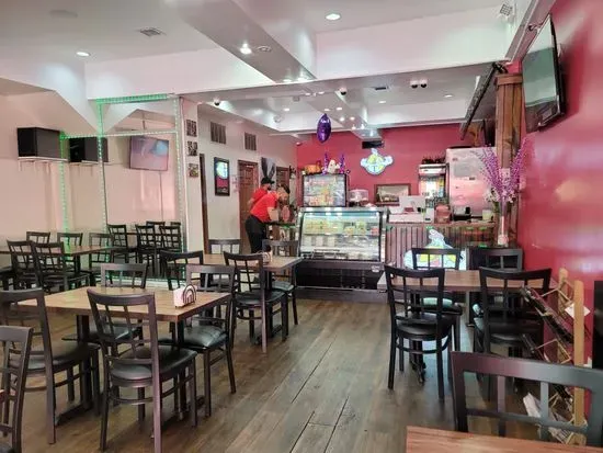 Titos Pollería Restaurant