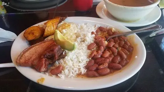 Sabor Rico Restaurant