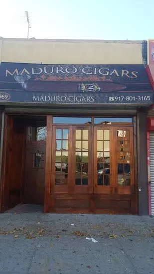 Maduro Cigars Lounge