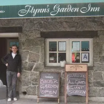 Flynn's Garden Inn