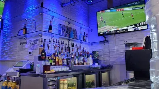 809 Sports Bar and Lounge