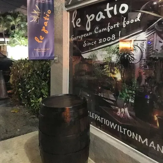 Le Patio - The tiniest cutest Restaurant in South Florida