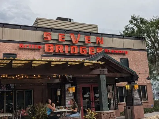 Seven Bridges Grille & Brewery