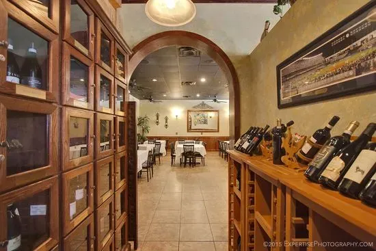 Amici's Italian Restaurant & Pizzeria