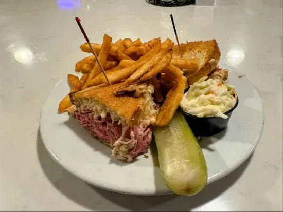 Myron’s Delicatessen at Harrah's Pompano Beach