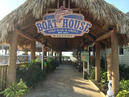 The Boathouse Tiki Bar & Grill - Fort Myers