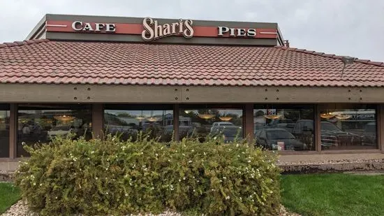 Shari's Cafe & Pies