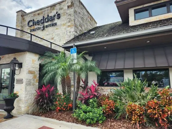 Cheddar's Scratch Kitchen