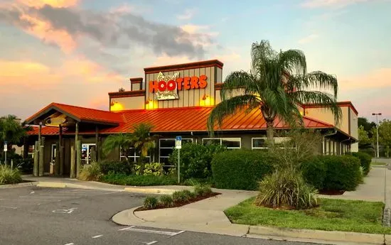 Hooters