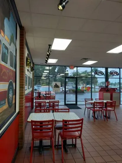 Firehouse Subs Heritage Plaza